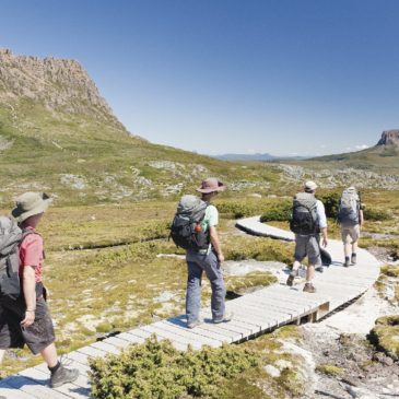 Cradle Mountain Huts Walk-Tasmania